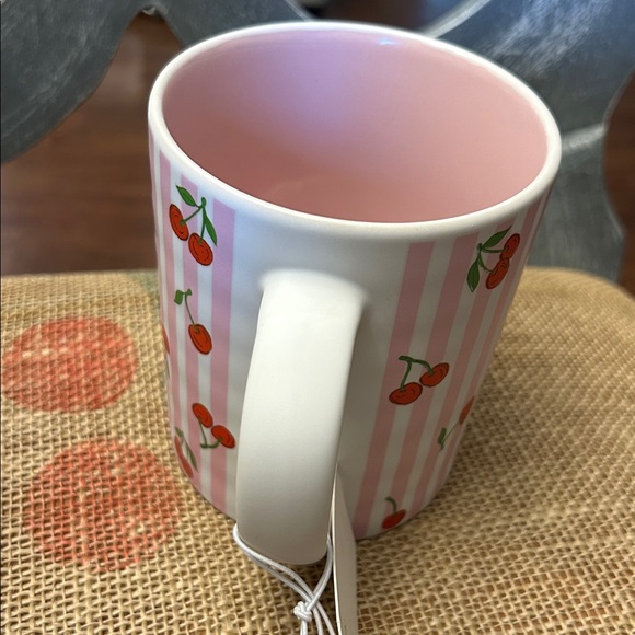 Austin & Ash cherry mug - Picture 5 of 7